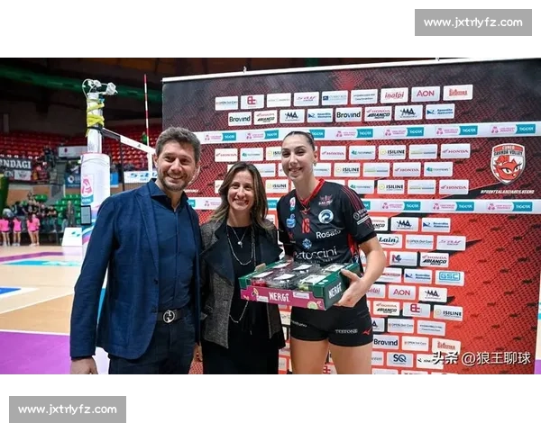 3-0 横扫!哈克 20 分率科内利亚诺五连胜,意甲女排第 5 轮复仇诺瓦拉 3-0 横扫!哈克 20 分率科内利亚诺五连胜,意甲女排第 5 轮复仇诺瓦拉